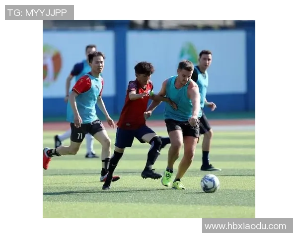 足球明星与宝马完美结合高清图片欣赏带你领略运动与豪华的魅力 足球明星与宝马完美结合高清图片欣赏带你领略运动与豪华的魅力