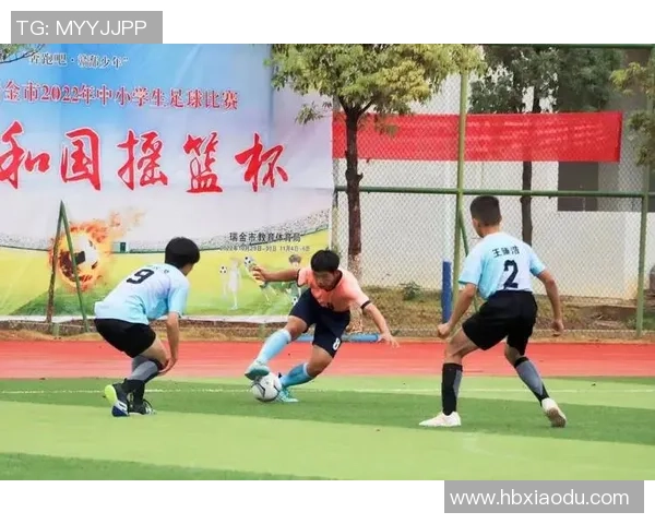 足球明星队贵州812展现青春风采助力地方足球发展与文化传播 足球明星队贵州812展现青春风采助力地方足球发展与文化传播